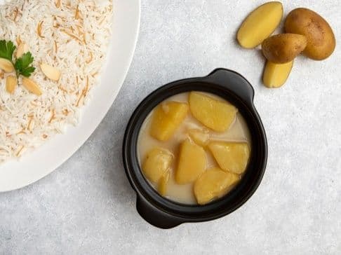 يخنة بطاطا مع الدجاج
