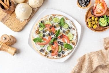 منقوشة لبنة مع خضار