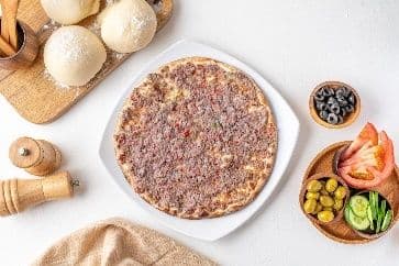 منقوشة لحمة