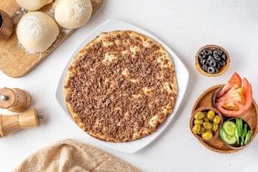 منقوشة لحمة مع دبس الرمان